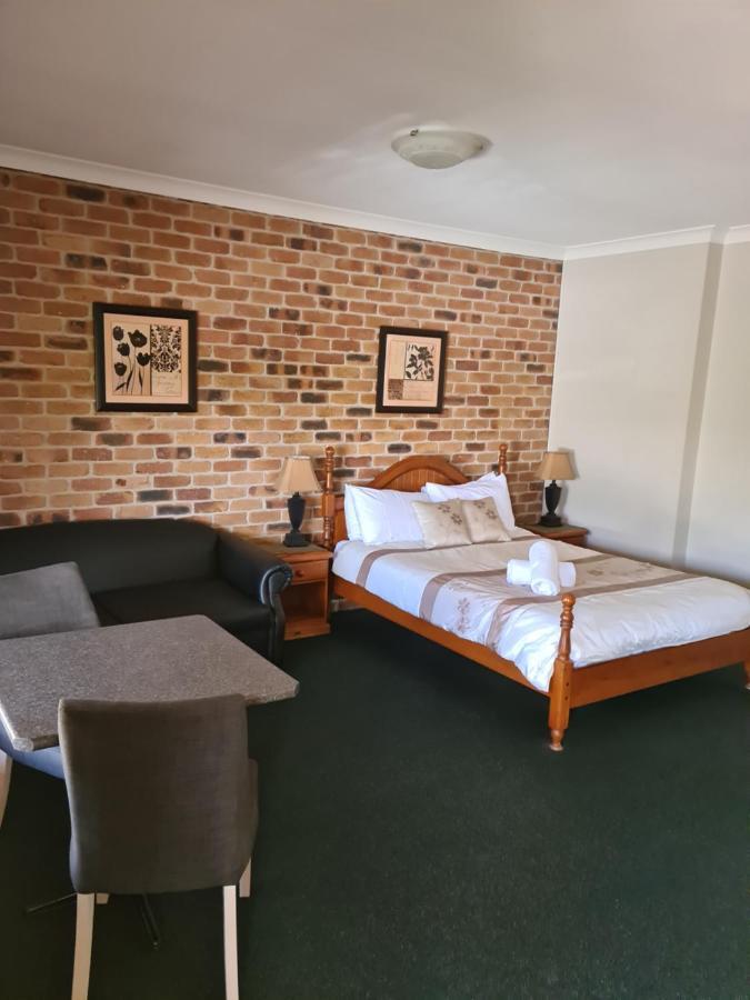 Country Gardens Motor Inn Toowoomba Exterior foto