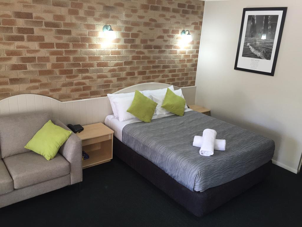 Country Gardens Motor Inn Toowoomba Exterior foto