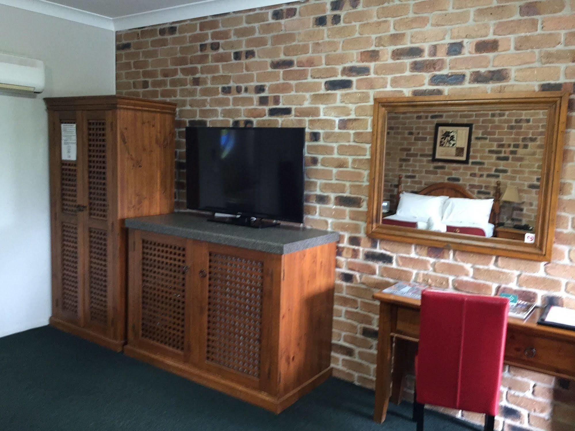 Country Gardens Motor Inn Toowoomba Exterior foto